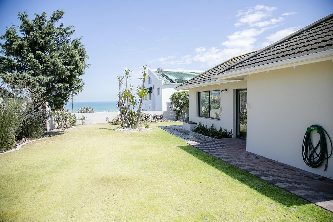 Amazing Beach House In Melkbos! Van Riebeeckstrand Exterior foto